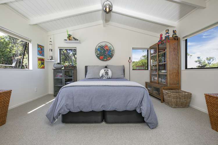 195 Piha Road Piha_12