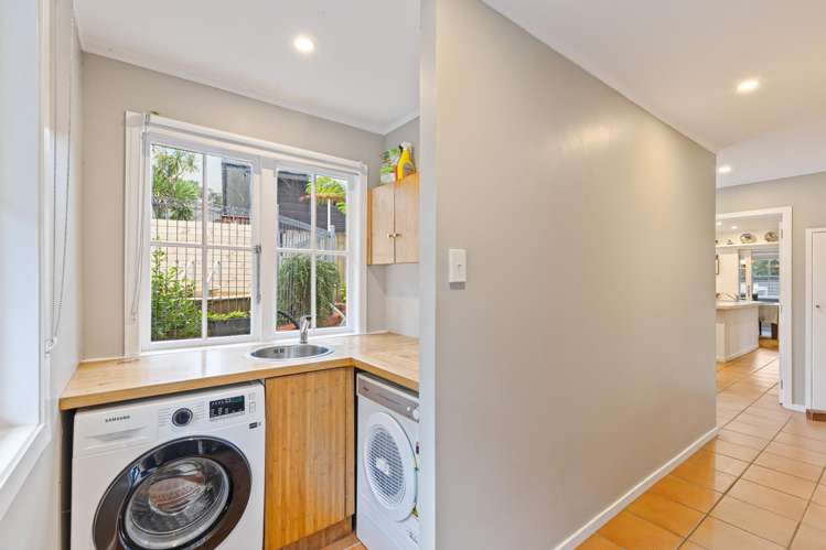 16 Awhiorangi Promenade Swanson_27