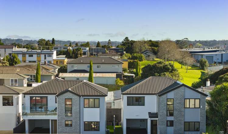 46a & 46b Woodford Avenue Henderson_48
