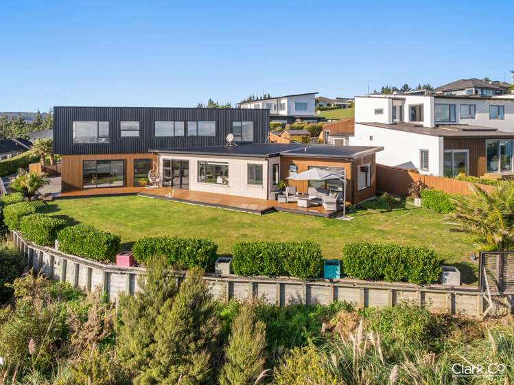 131 Endeavour Drive Whitby_30