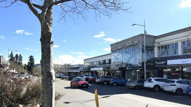 14 Te Heuheu Street Town Centre_6
