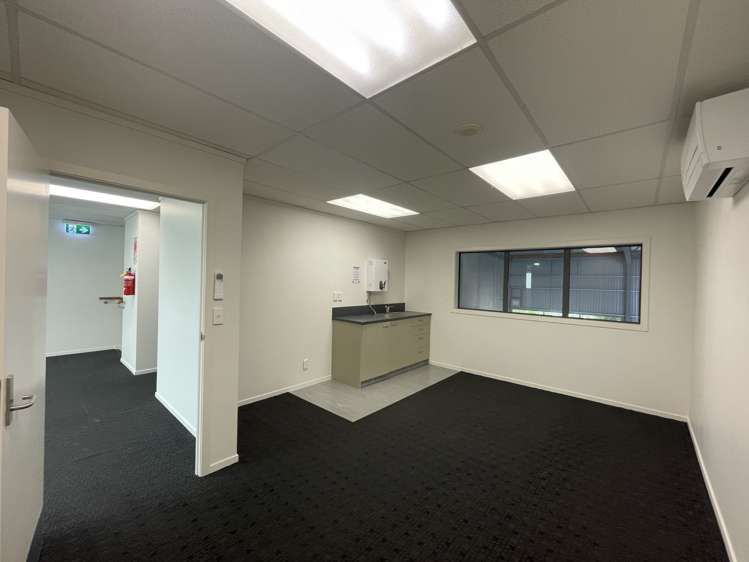 Unit 5/76 Porana Road Wairau Valley_5