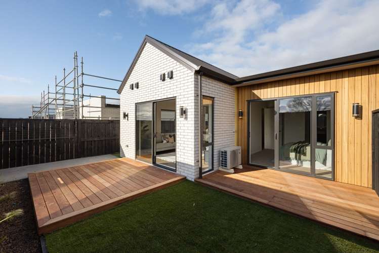 2/8 Lumino Terrace Peacocke_17