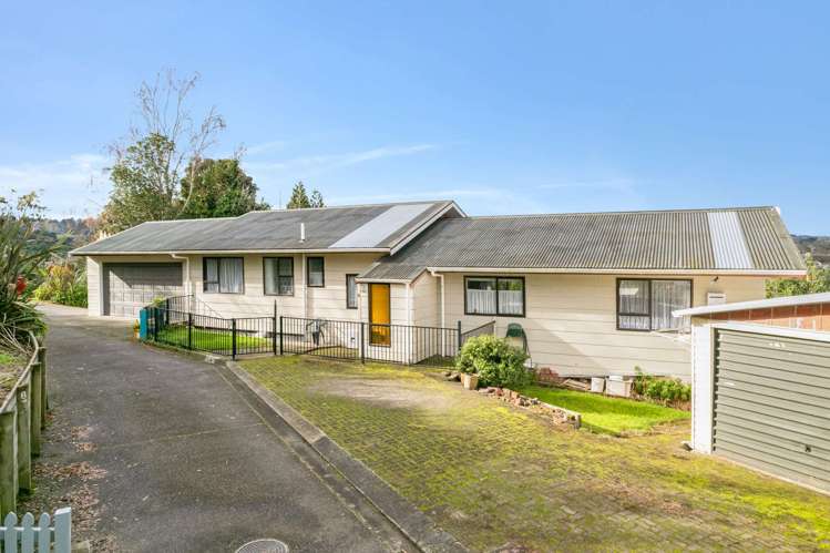 8 Parkdale Drive_0