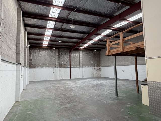 B/16 Lorien Place East Tamaki_1