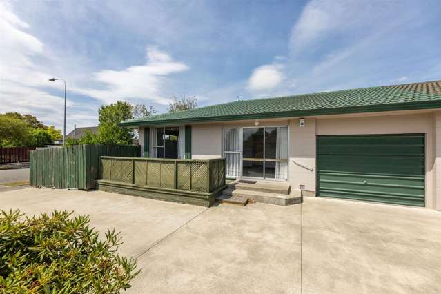 1/15 Chipping Lane Redwood_1