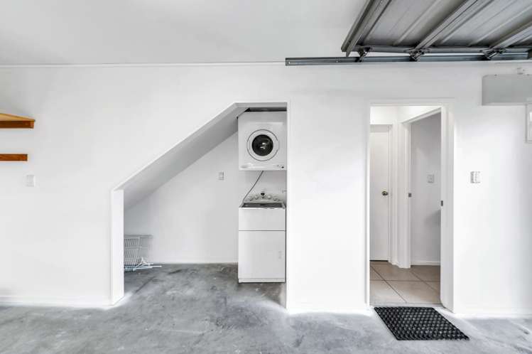 4/1010 Colombo Street Saint Albans_22