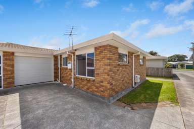 2/4 Normanby Street_1