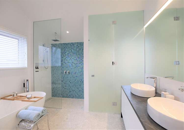 117 Main Road Redcliffs_21
