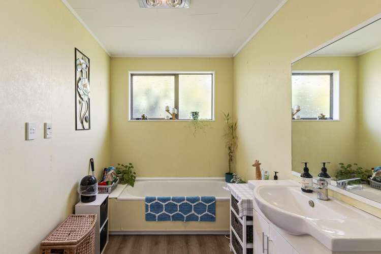 12 Towai Street Inglewood_12