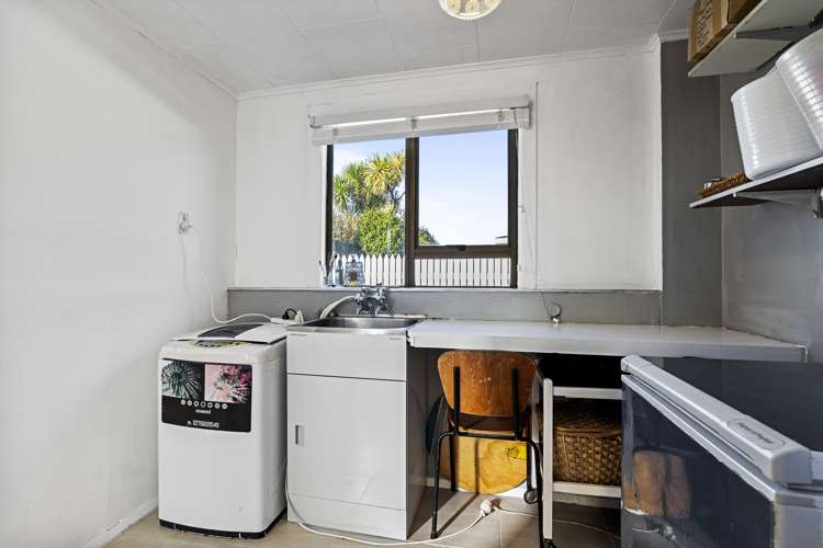 69 Domett Street Opunake_15