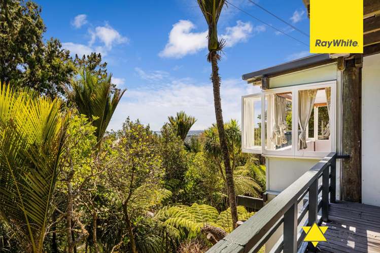 69 Scenic Drive Titirangi_7