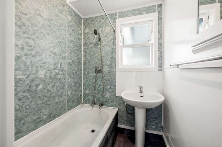 24 Poihaere Street Turangi_13