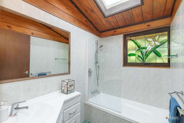 30 Korau Grove Stokes Valley_14