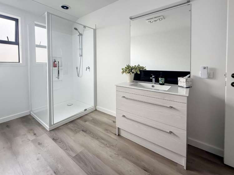 4 Poroporo Way 11213_9