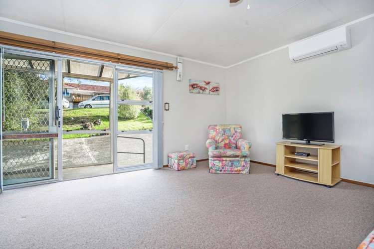 2/63 Fourth Avenue Woodhill_19