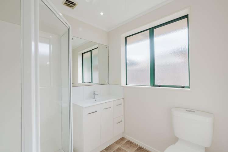 9 Kirk Close Rototuna_8