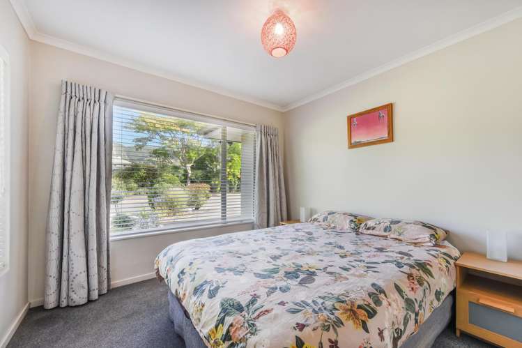 2 Heritage Crescent Richmond_16