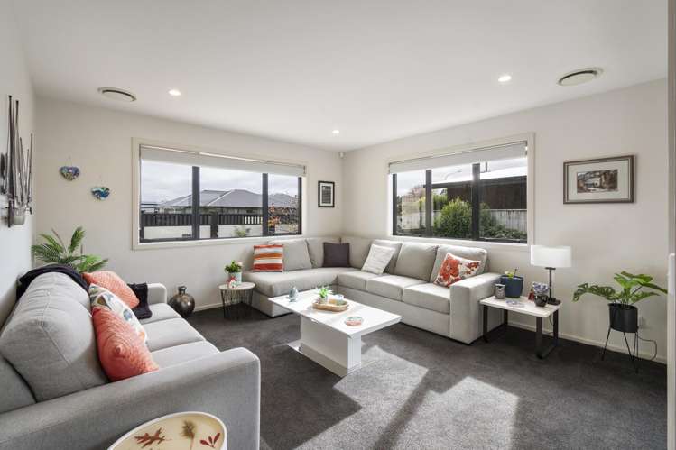 45 Pharazyn Street_5