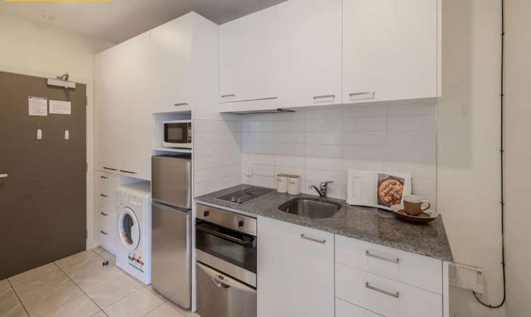 4b/62 Queen Street Auckland Central_10