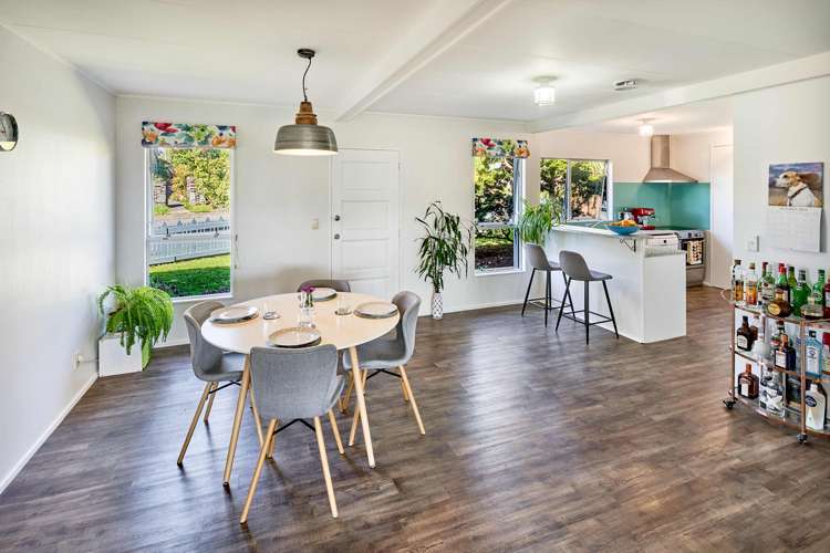 15 Tukanae Street Strathmore Park_3