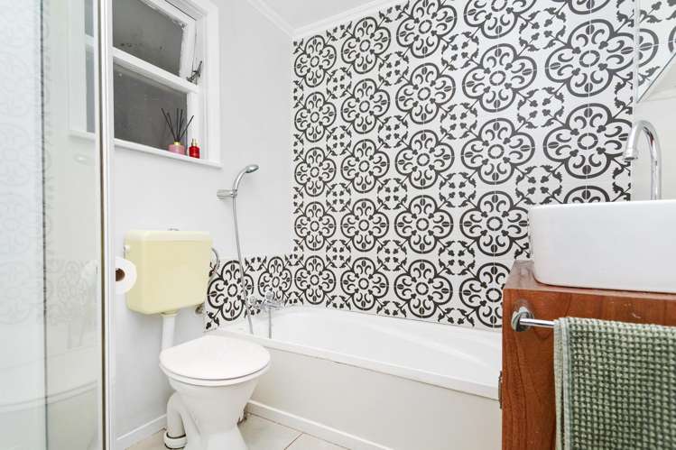 37 Thomas Street Stokes Valley_16