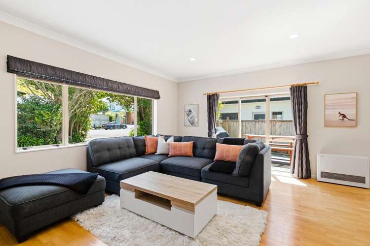 23 Chippenham Grove Churton Park_6