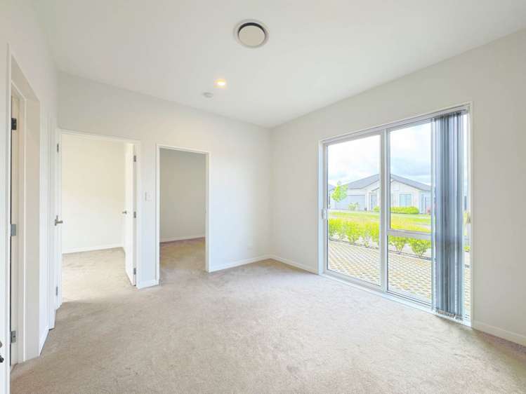 47 Siren Street Wainui_11