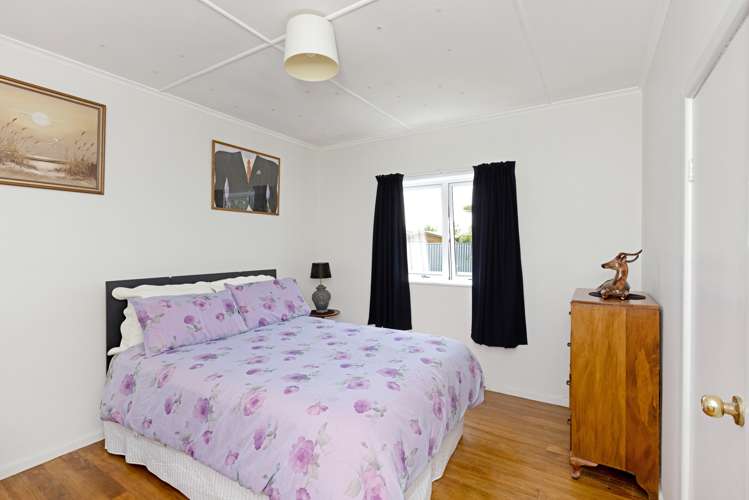 56 Meeanee Road Taradale_10