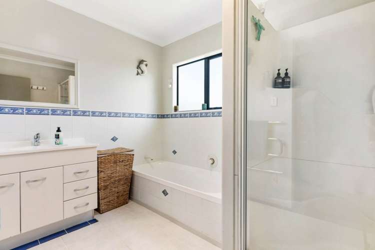 96 Westhead Road Waiuku_21