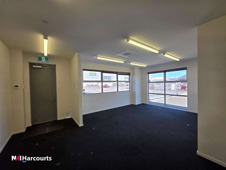 20 Sir James Wattie Drive Hornby_13