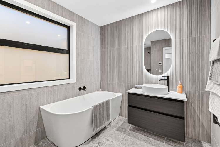 113 Wooing Tree Avenue Cromwell_17