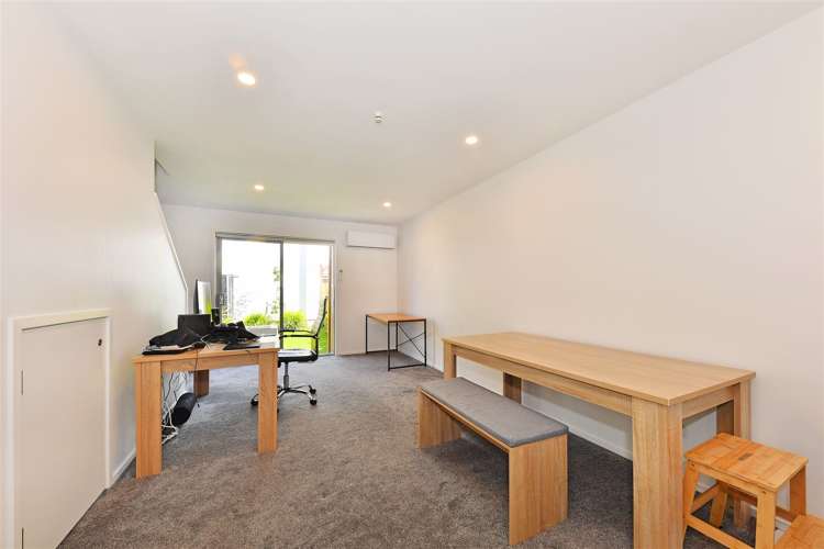 2/8 Riccarton Road Riccarton_5