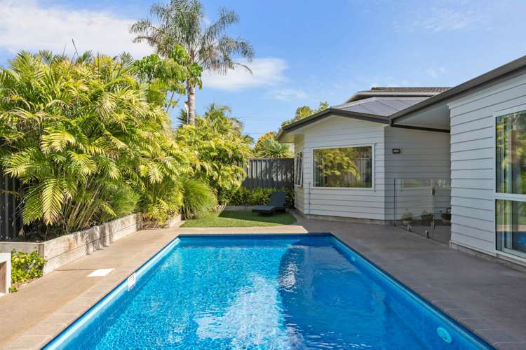 5 Taitua Drive Te Atatu South_11