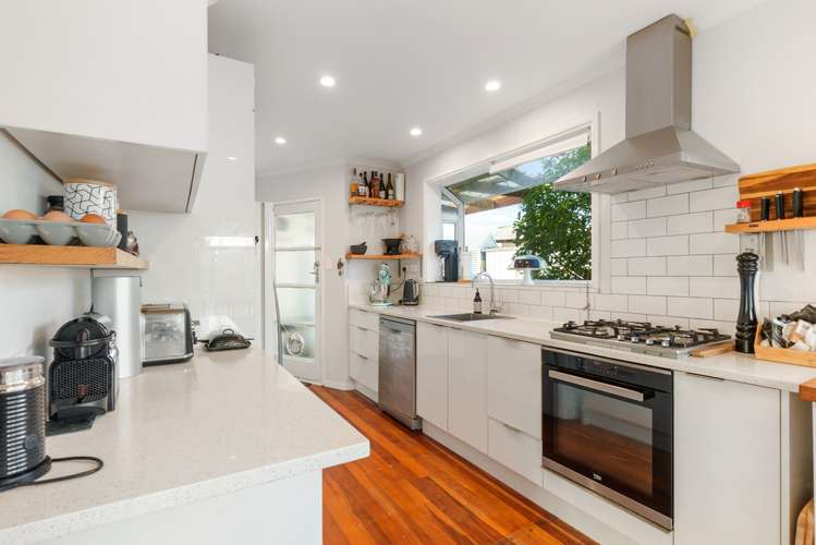 26 Fairdale Place Birkdale_2