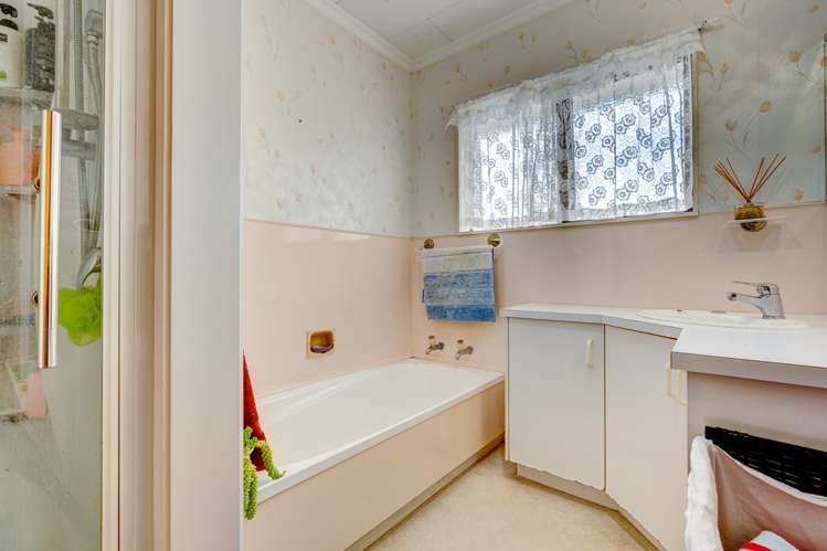 111b Fairway Drive Kamo_9