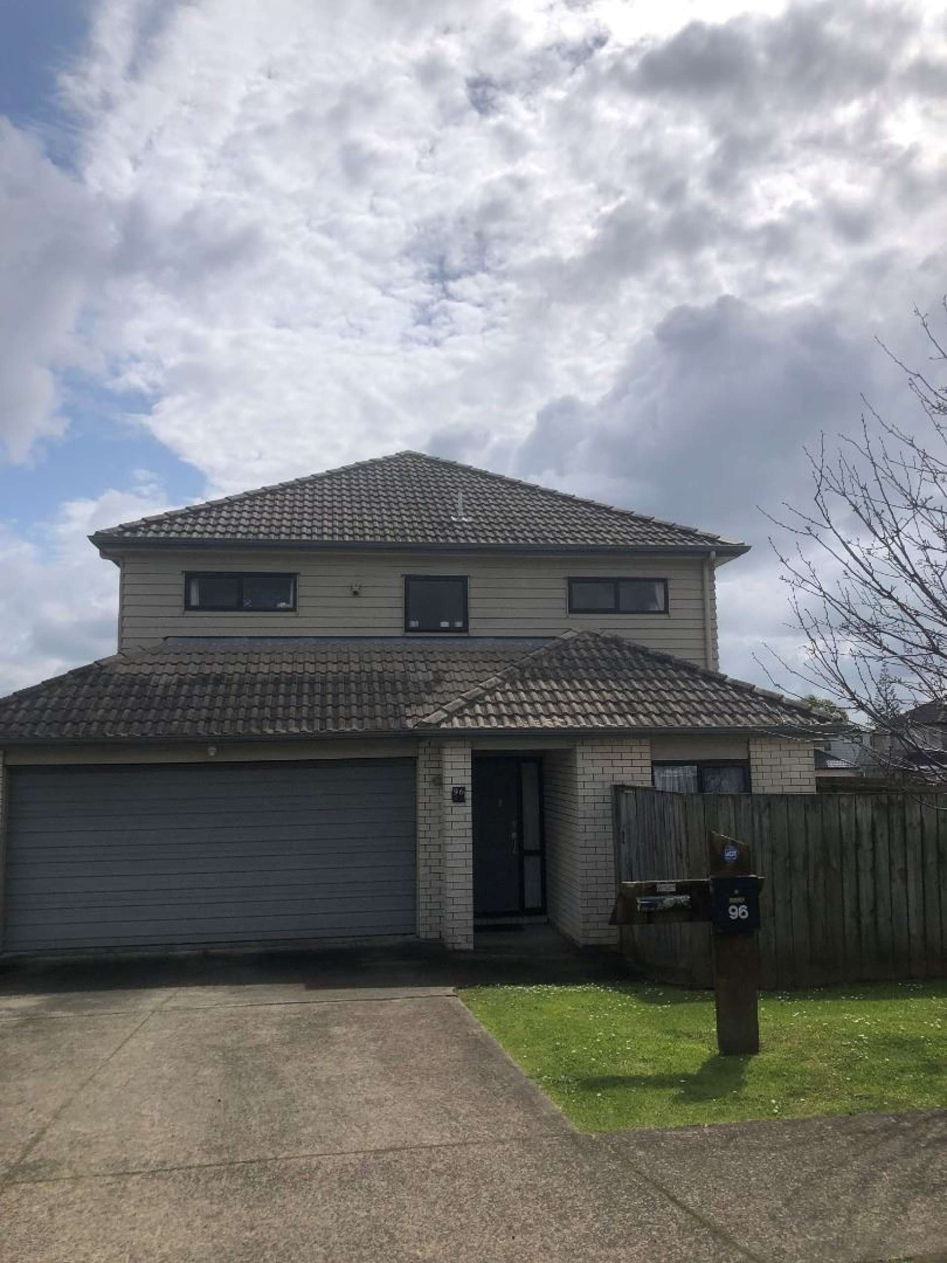 96 Mcleod Road Te Atatu South_0
