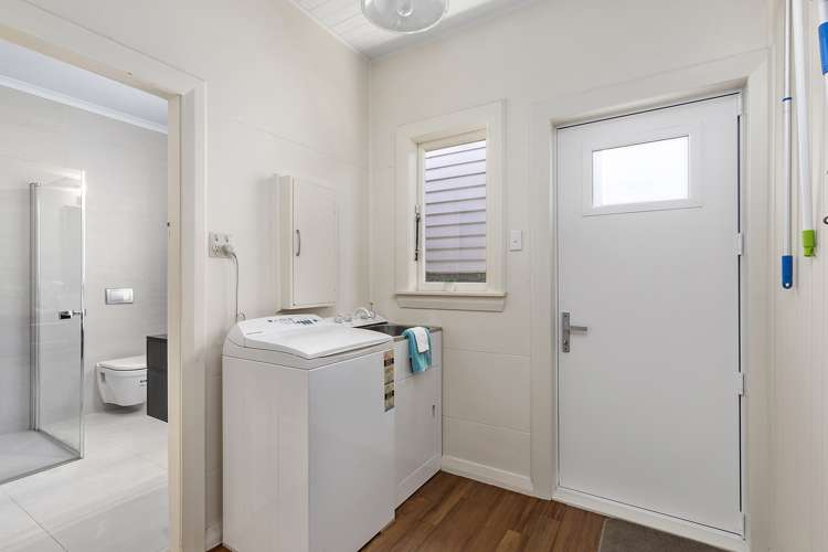 4 Te Reinga View Tawa_11