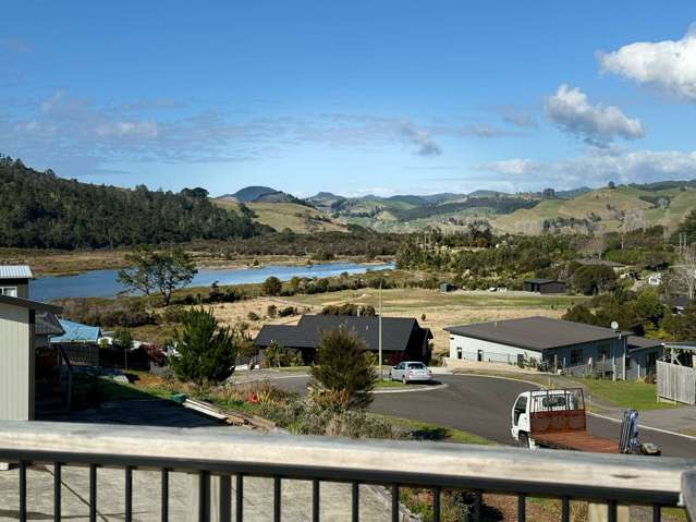 Big House - Estuary views - Kayaker’s Dream !