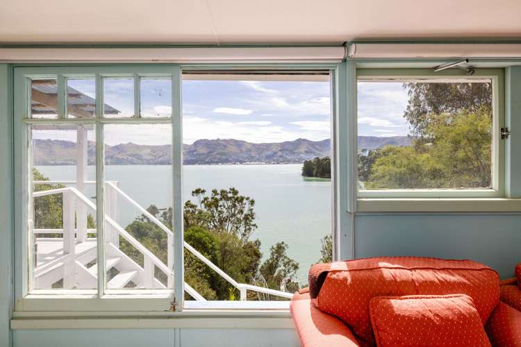 301 Marine Drive Charteris Bay_7