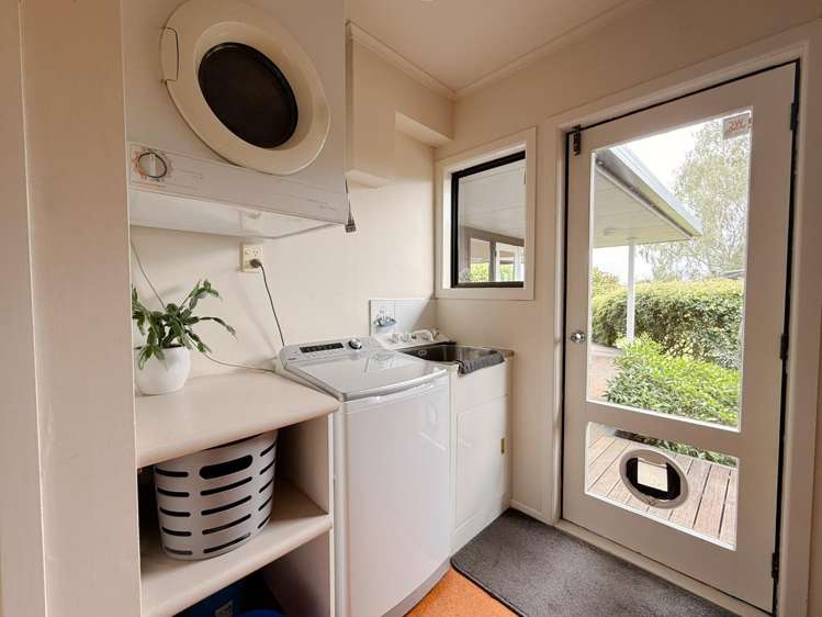 54 Hinekura Avenue 11210_20