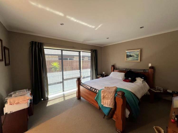 112 Rowesdale Drive 1115_9