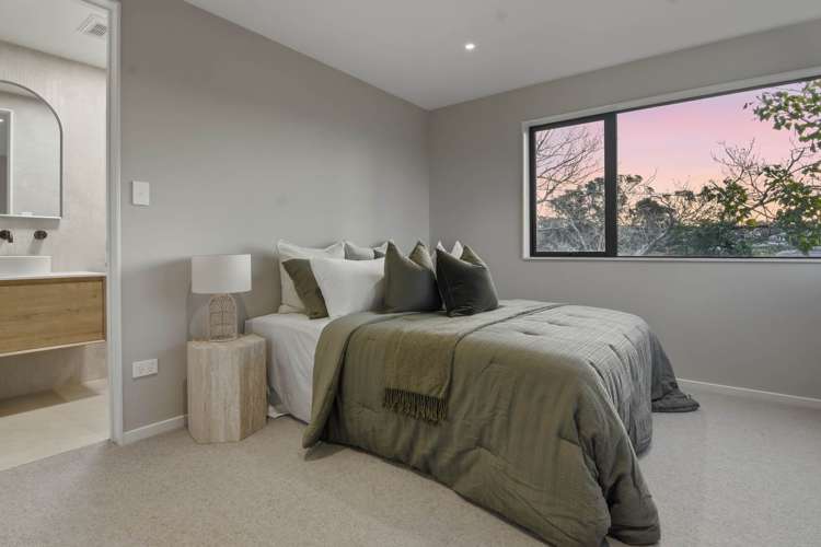 Lot 4/889 Beach Road Waiake Beach_12