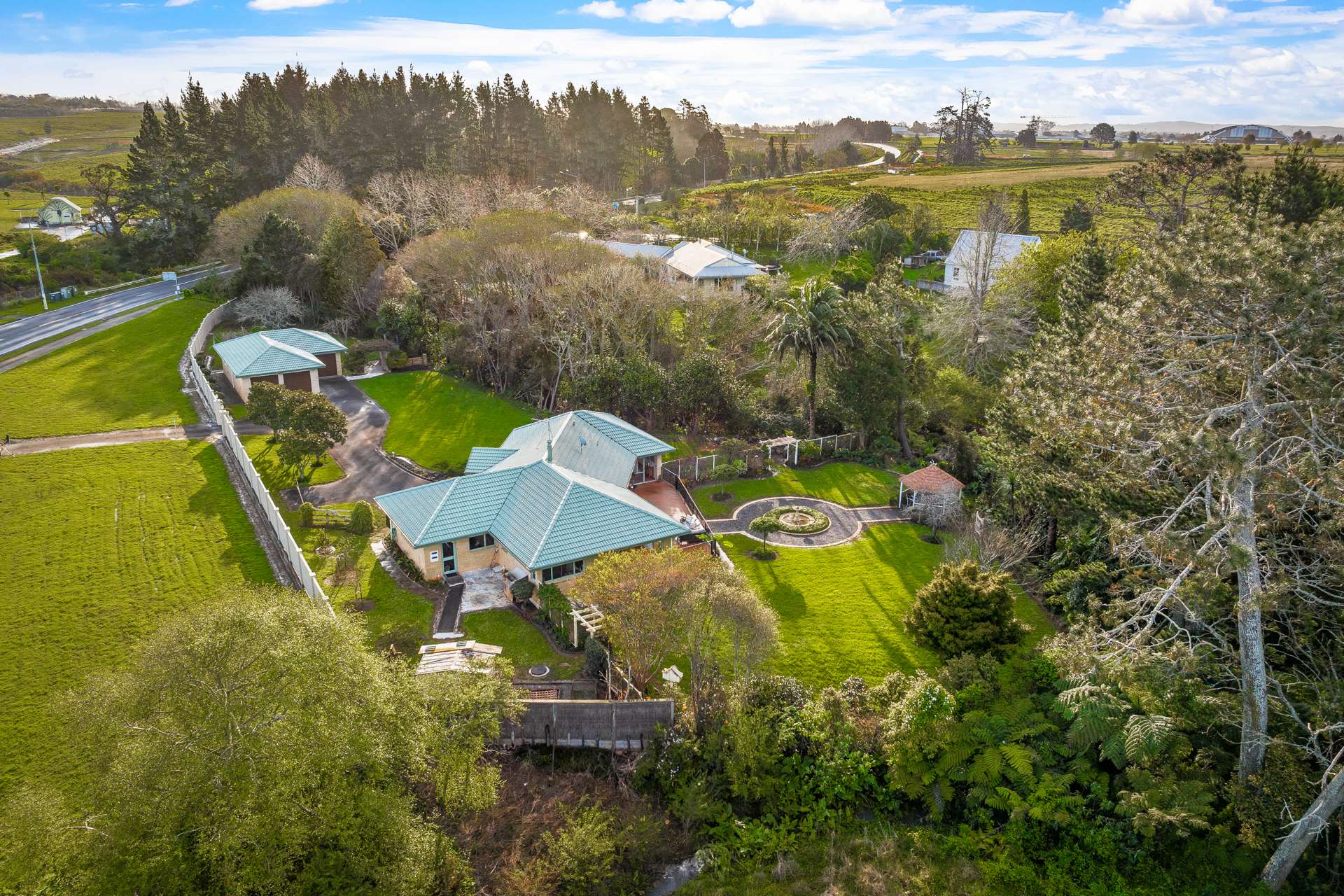 162 Brigham Creek Road Hobsonville_0