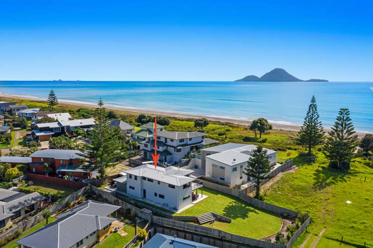 11 Commodores Close Coastlands_1