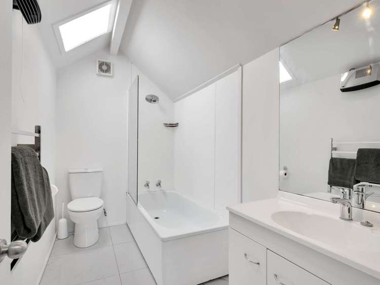 6 Aiken Road Saint Johns Hill_24