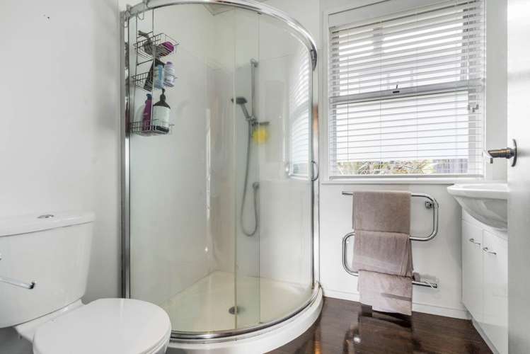 52 Ravenwood Drive Forrest Hill_18