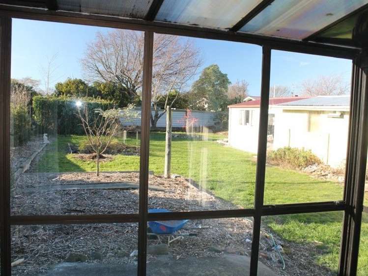 10 Costley Street Carterton_12