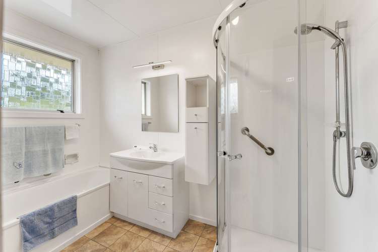 1/3 Rata Place Glenwood_29