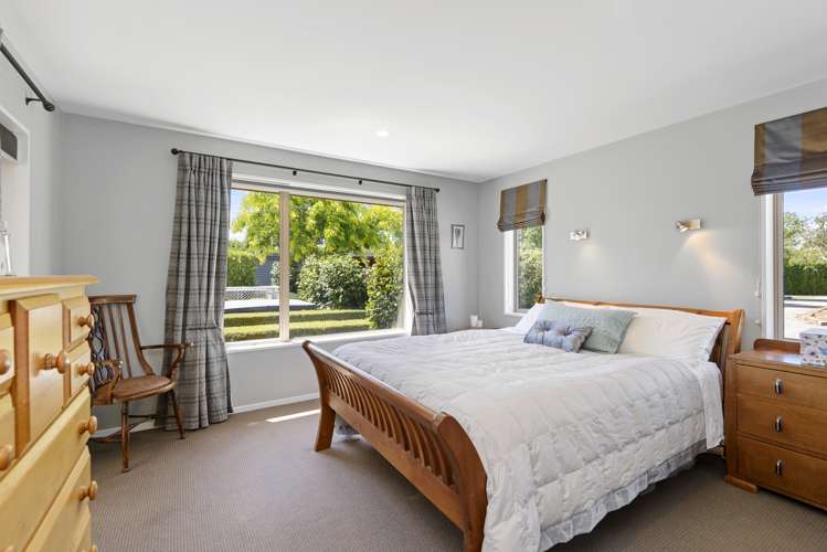 9 Mulholland Drive Darfield_13